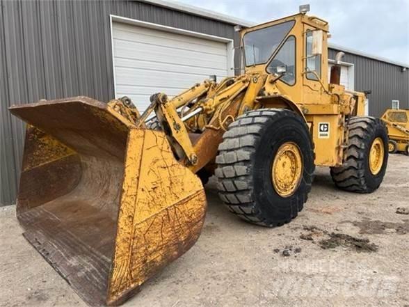CAT 980B Gumikerekes homlokrakodók