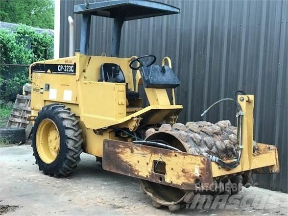 CAT CP-323C Egydobos hengerek