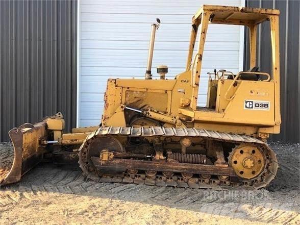 CAT D3B lánctalpas dózerek