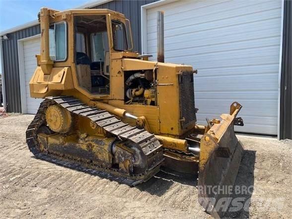 CAT D4H lánctalpas dózerek