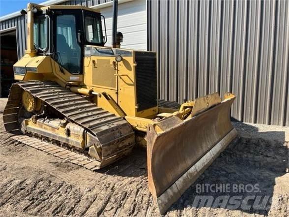 CAT D5M LGP lánctalpas dózerek