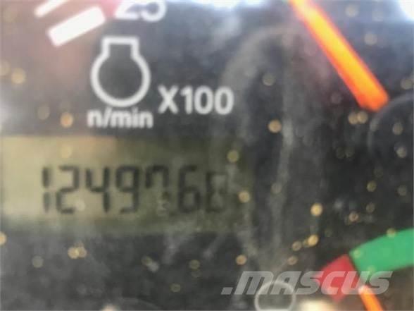 CAT TH460B Teleszkópos rakodók