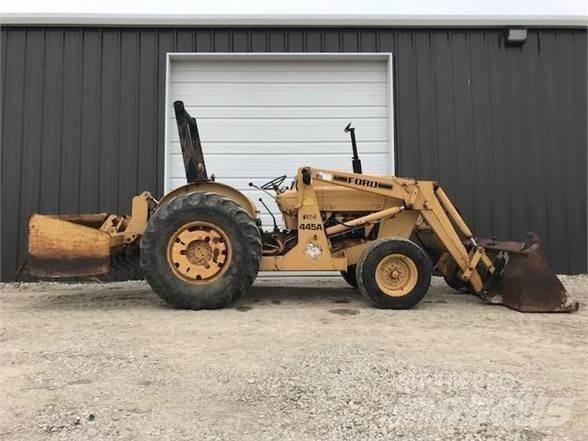 Ford 445A Gumikerekes homlokrakodók