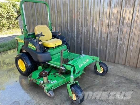 John Deere 997 Nulla fordulósugarú fűnyírók