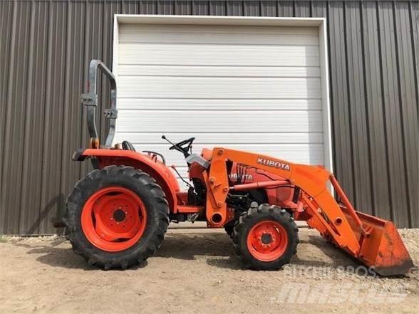 Kubota L3200 Traktorok