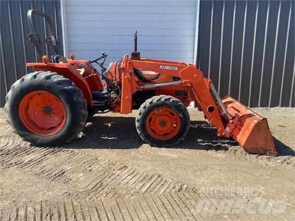 Kubota M4700 Traktorok