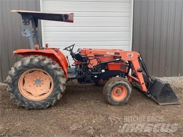 Kubota M4800 Traktorok