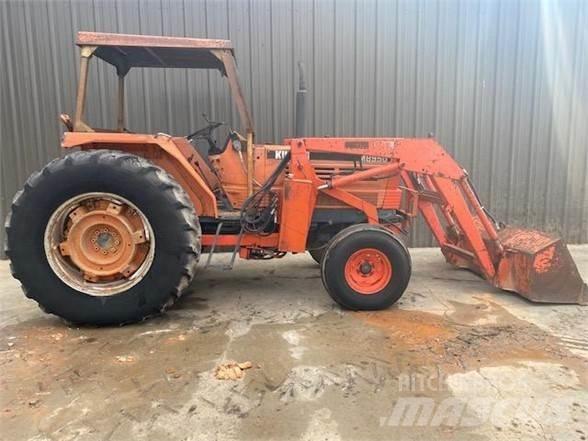 Kubota M8950 Traktorok