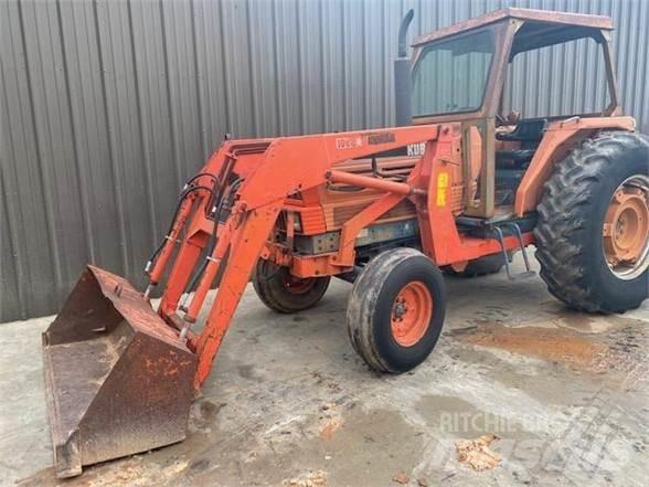 Kubota M8950 Traktorok
