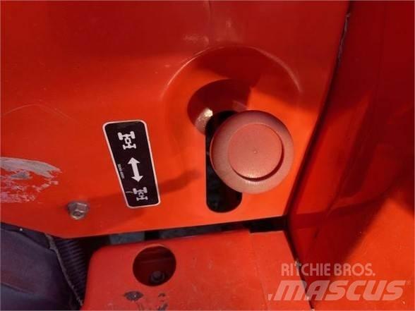 Kubota MX5000 Traktorok