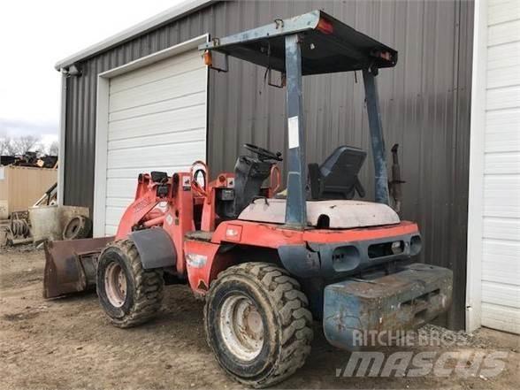Kubota R420 Gumikerekes homlokrakodók