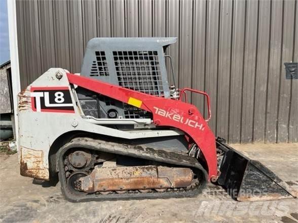 Takeuchi TL8 Kompaktrakodók