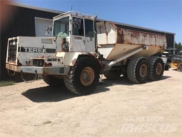 Terex TA27 Csuklósdömperek