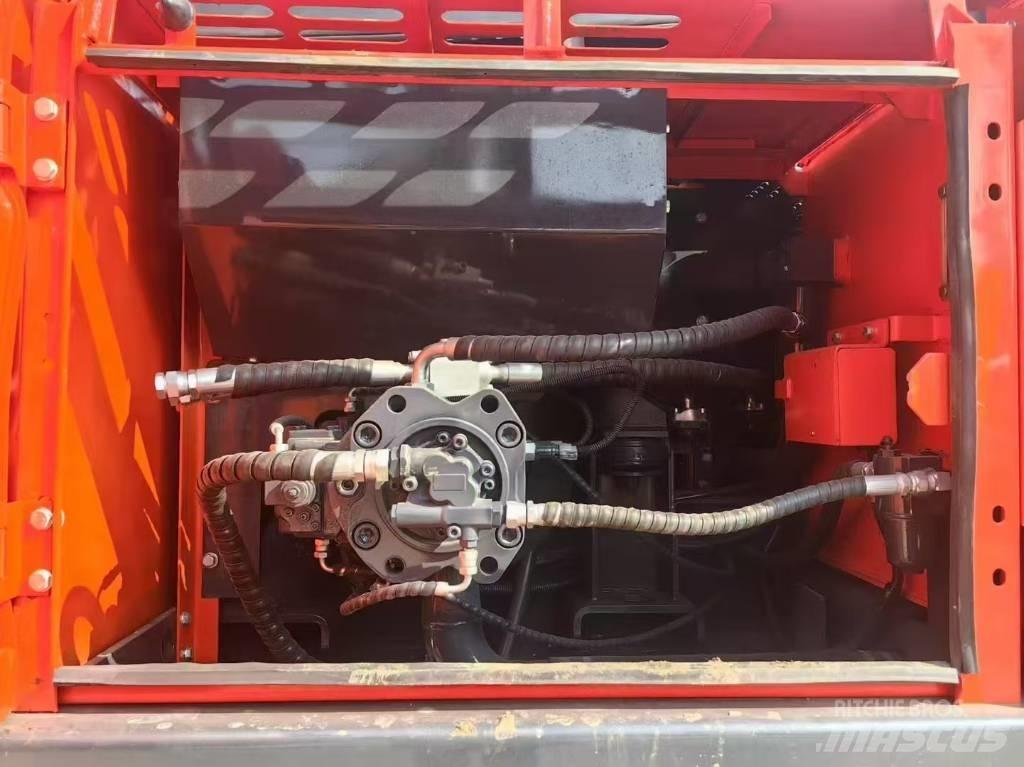 Doosan DX 225 LC Lánctalpas kotrók