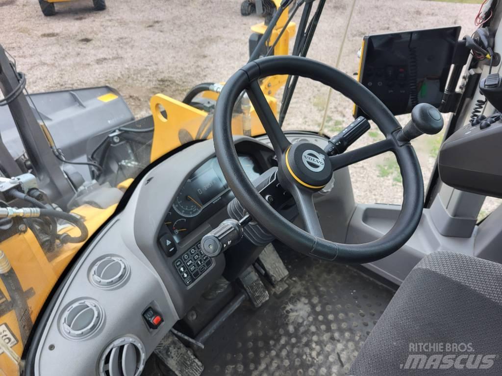 Volvo L 110 H Gumikerekes homlokrakodók