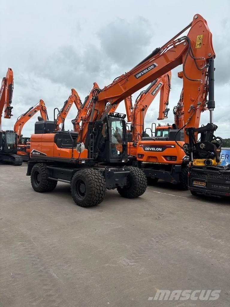 Develon DX140W-7 Gumikerekes kotrók