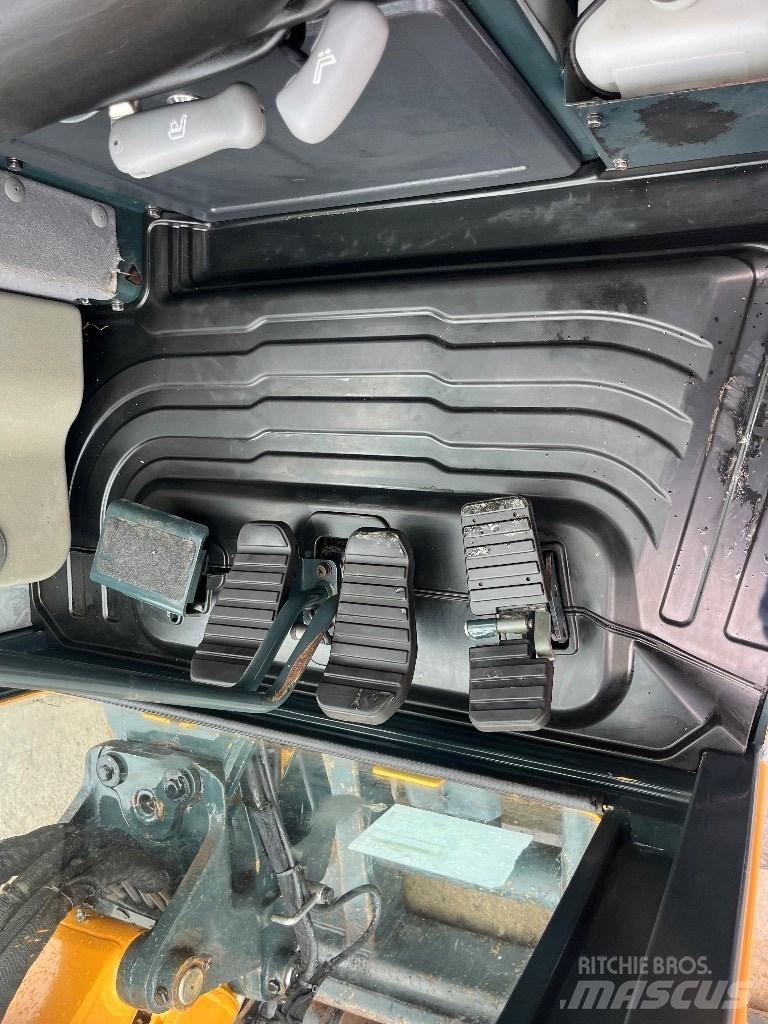 Hyundai R30 Z-9AK Mini kotrók < 7t
