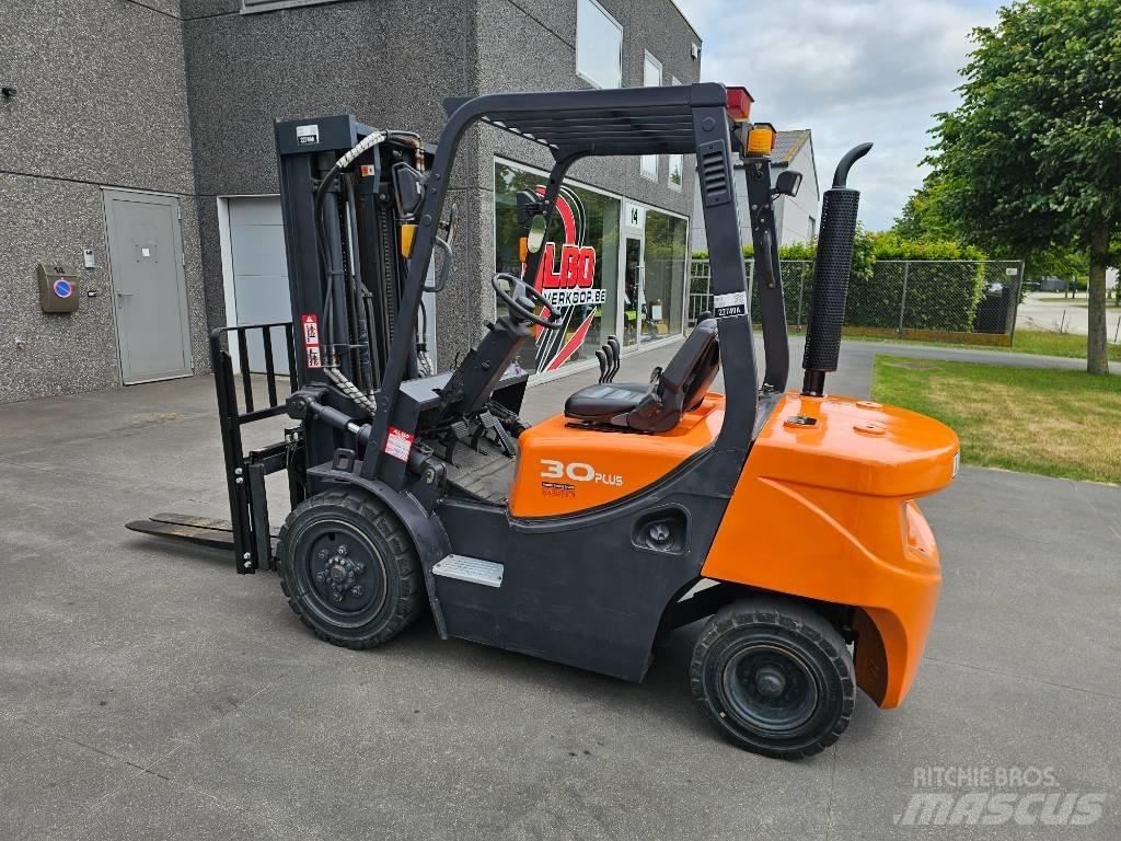 Doosan D 30 G Dízel targoncák