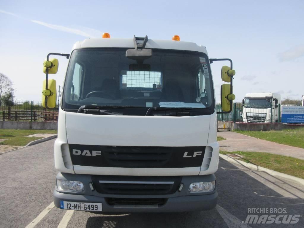 DAF 45.210 ATI Platós/Csörlős teherautók