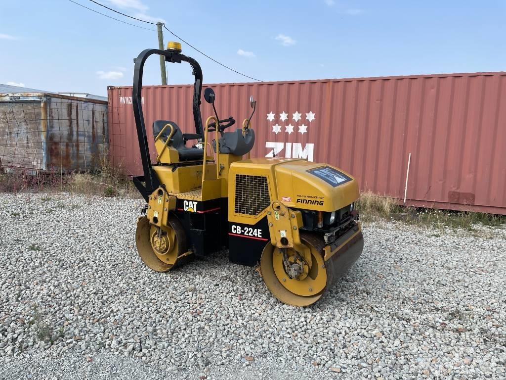 CAT CB224E Ikerdobos hengerek