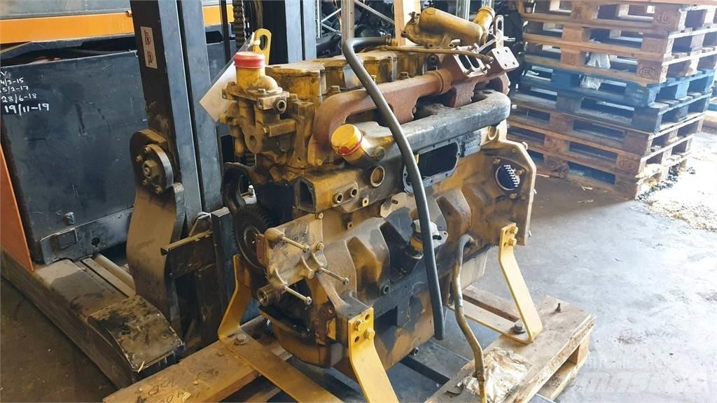 John Deere 6081 Motorok