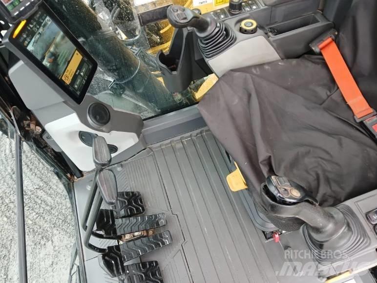 CAT 320 Lánctalpas kotrók