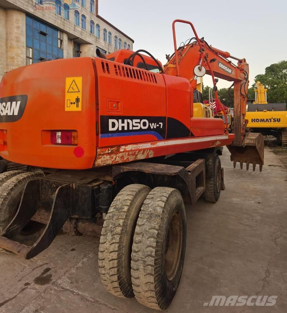 Doosan DH 150W-7 Gumikerekes kotrók
