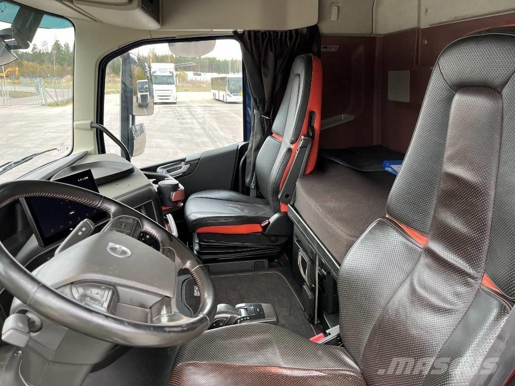 Volvo FH16 Rönkszállító teherautók