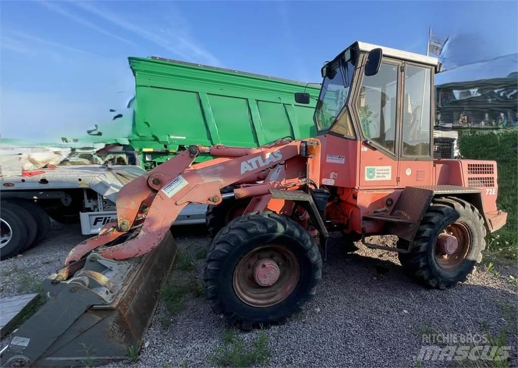Atlas 72 E Gumikerekes homlokrakodók