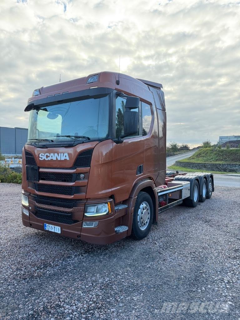 Scania R540B8x4*4NB Fülkés alváz
