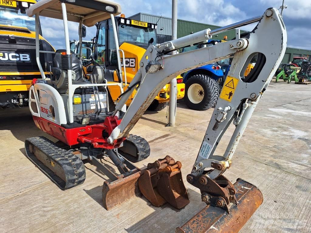 Takeuchi TB216 Mini kotrók < 7t