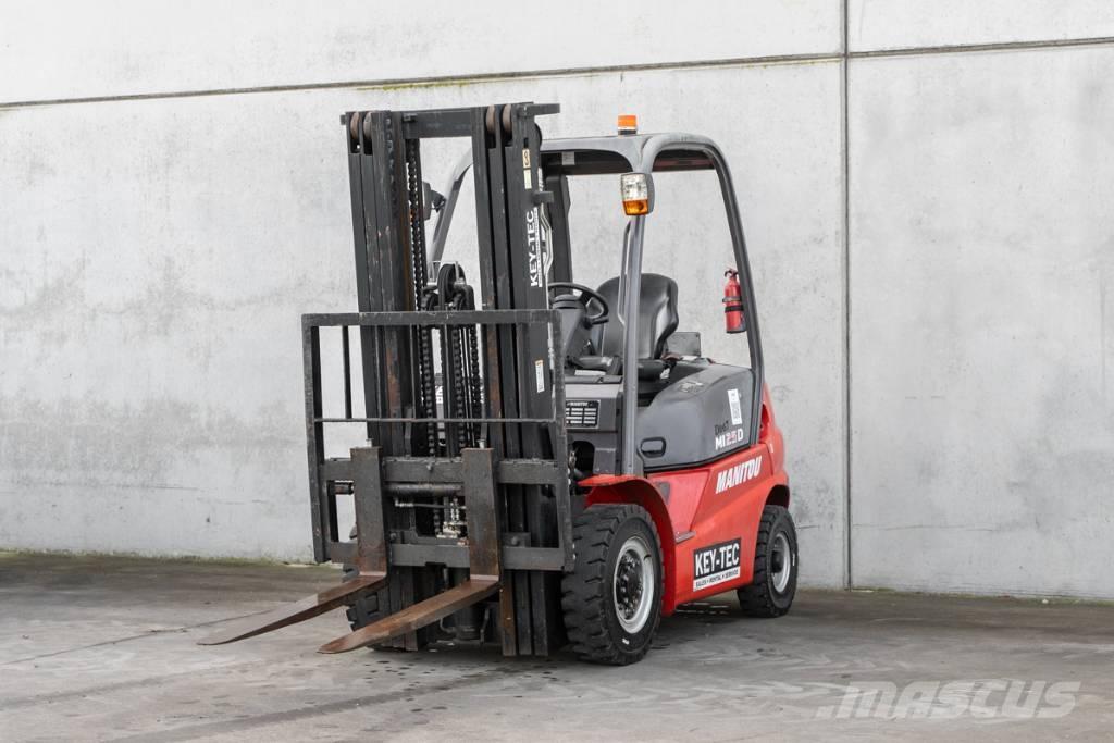 Manitou MI 25 D Dízel targoncák