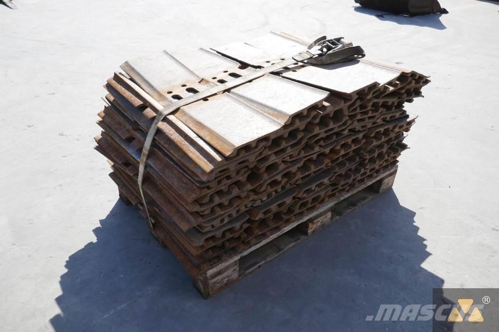 CAT 325 Trackshoes Gumiabroncsok, kerekek és felnik