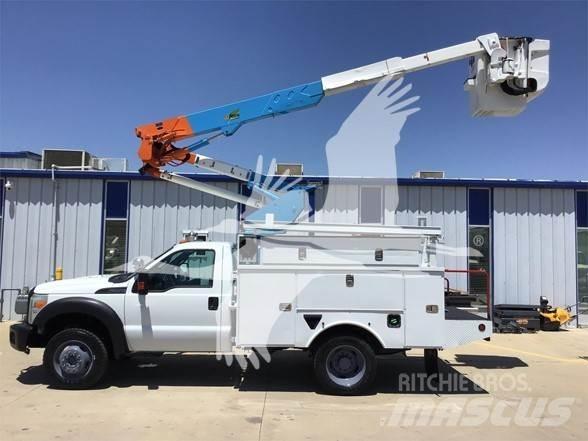 Altec AT37G Teherautóra szerelt emelők és állványok