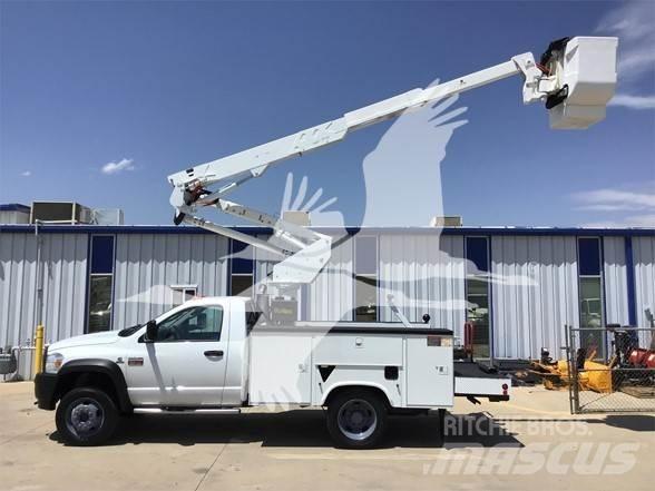 Altec AT37G Teherautóra szerelt emelők és állványok