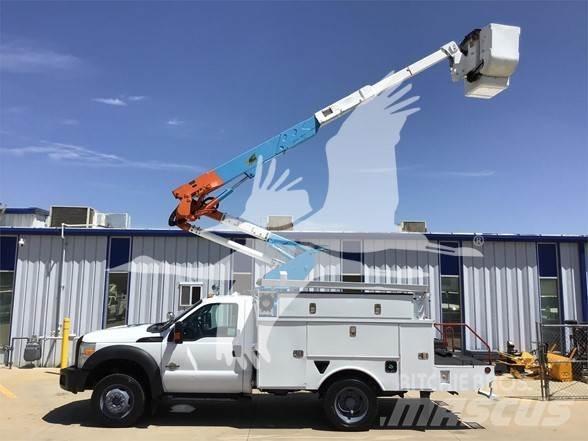 Altec AT37G Teherautóra szerelt emelők és állványok