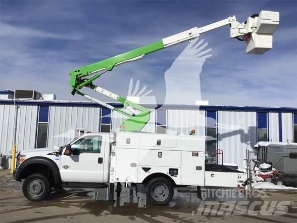 Altec AT40G Teherautóra szerelt emelők és állványok