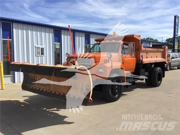 Ford F800 Homok és Sószórók
