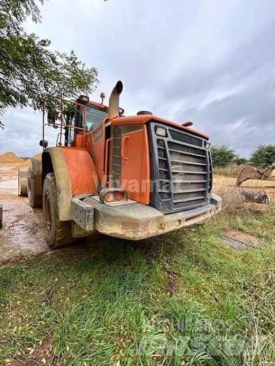 Doosan DL450 Gumikerekes homlokrakodók