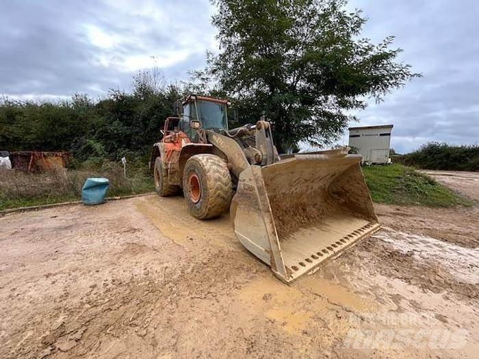 Doosan DL450 Gumikerekes homlokrakodók