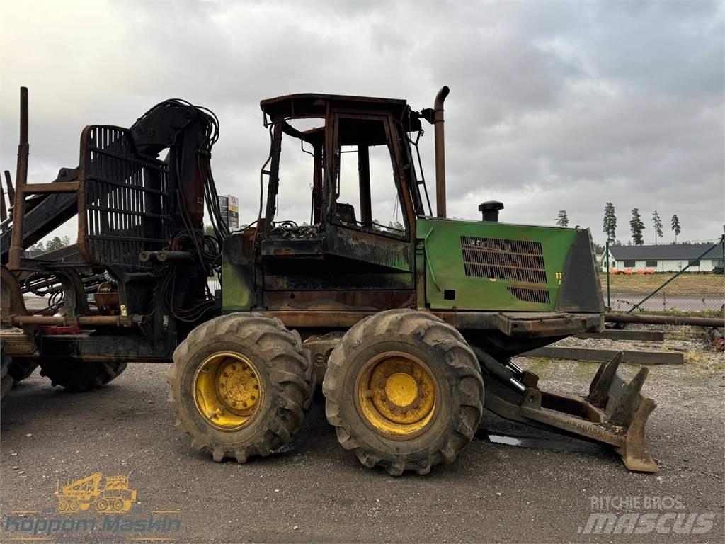 John Deere 1110D Kihordók