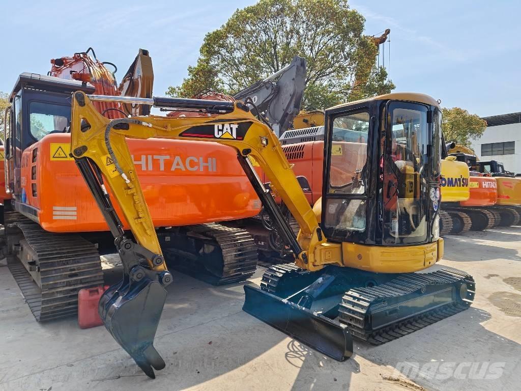 CAT 304 CR Mini kotrók < 7t