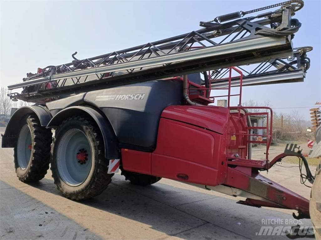 Horsch Leeb 12 TD Vontatott trágyaszórók