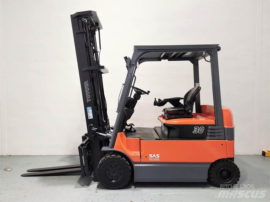 Toyota 7FBMF30 Elektromos targoncák