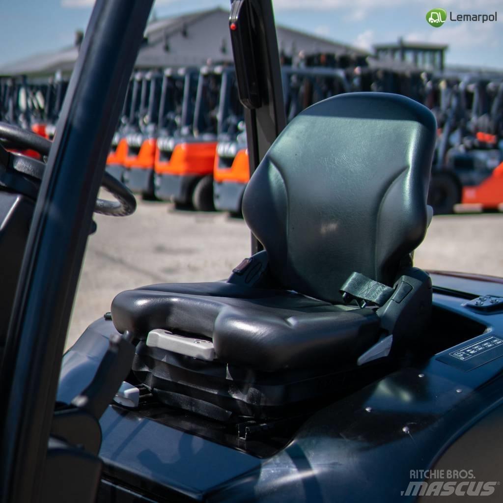 Manitou MI 30 D Gázüzemű targoncák