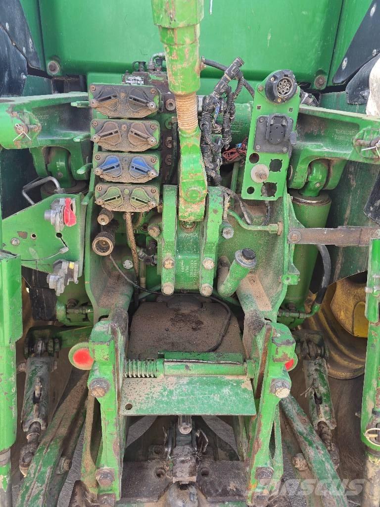 John Deere 8345 R Traktorok