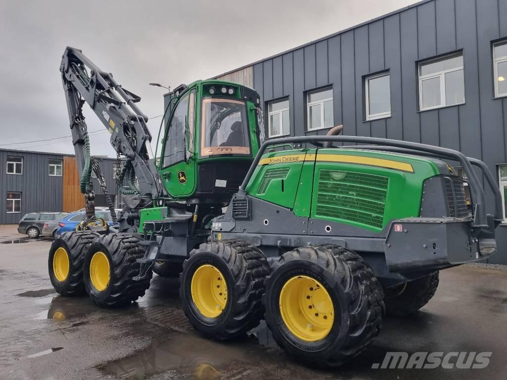John Deere 1170 G Betakarítók