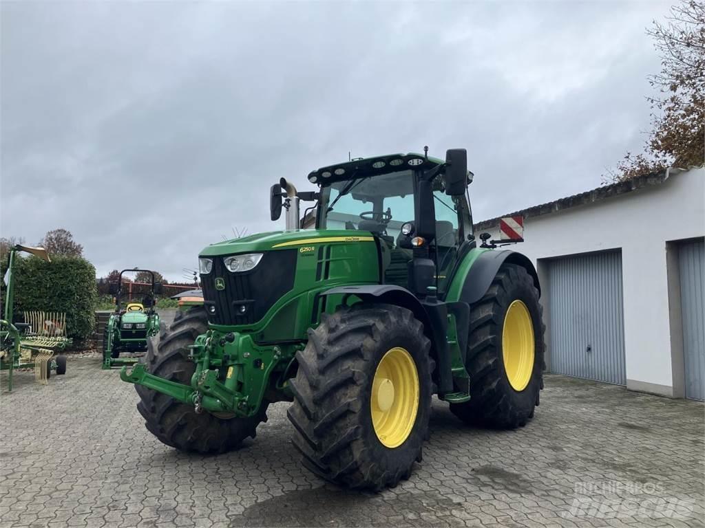 John Deere 6250R Traktorok