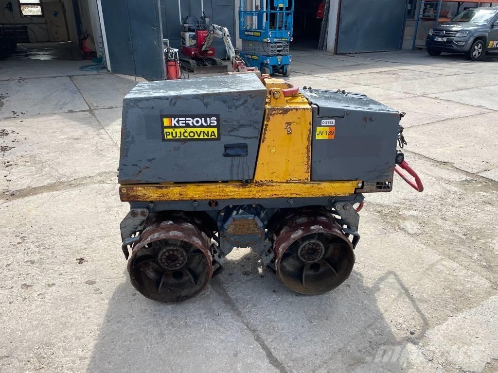 Bomag BMP 851 Ikerdobos hengerek