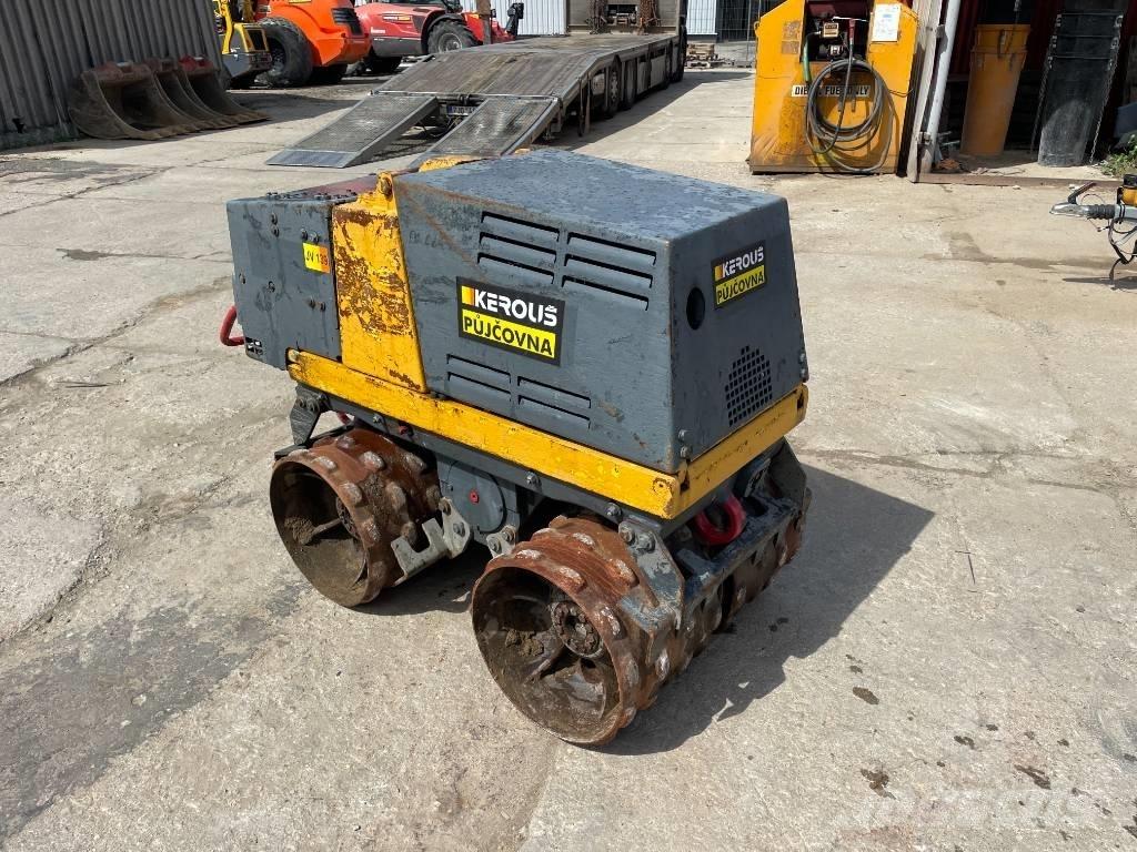 Bomag BMP 851 Ikerdobos hengerek
